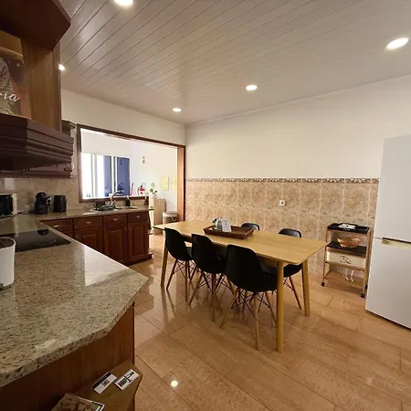 Baleeiro Do Cais:harbour House, Fishing, Fireplace